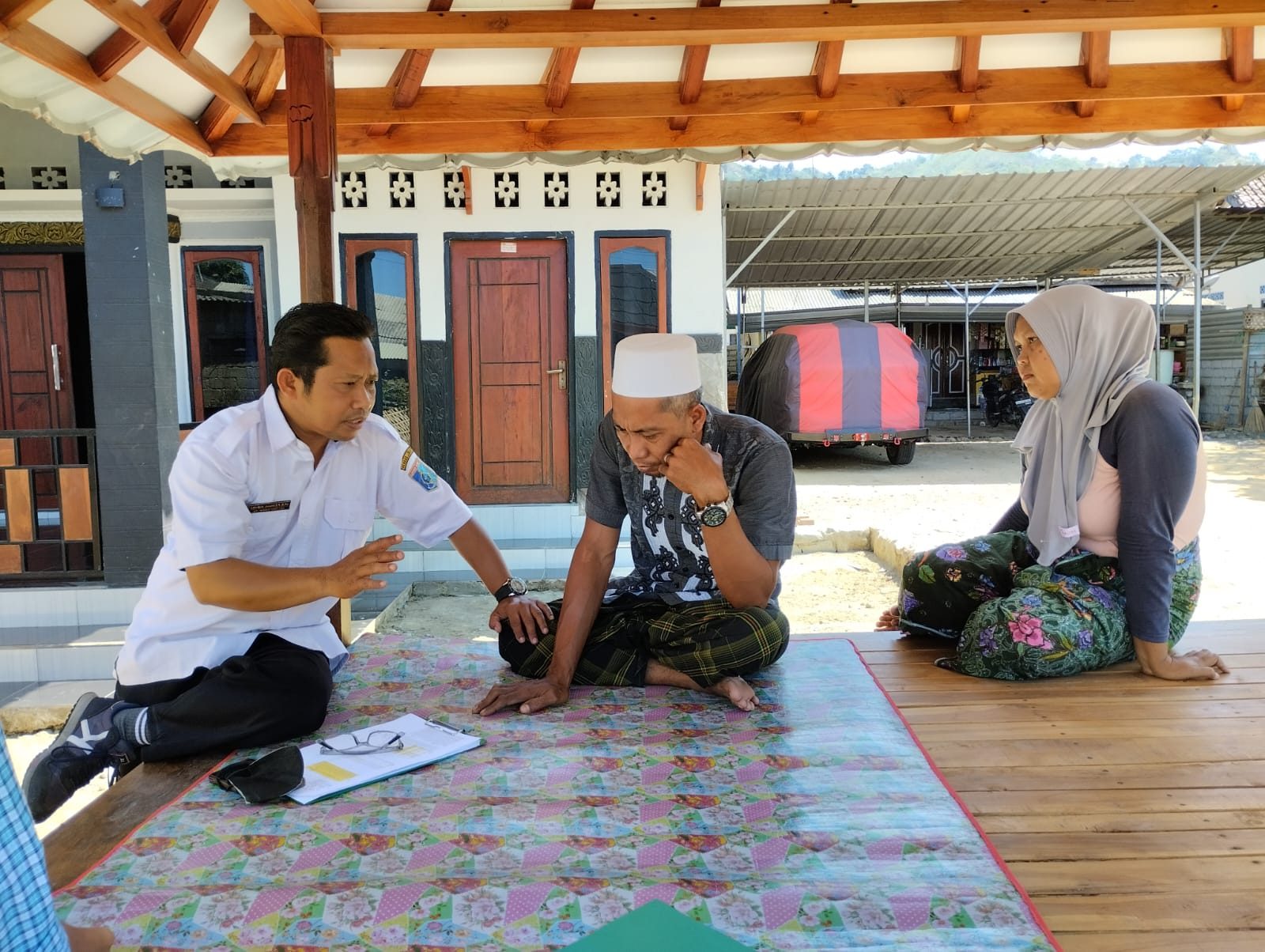 Menjangkau yang Terlewat, Merangkul yang Terpisah: Langkah Nyata SMPN 3 Sekotong Menuntaskan Anak Tidak Sekolah (ATS)