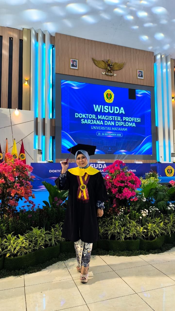 Selamat dan Sukses! Bu Agustin Eka Ariestari, S.Pd., Gr., M.Pd. Resmi Raih Gelar Magister dengan IPK 3,96 Cumlaude